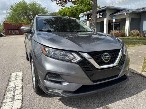 2021 Nissan Rogue Sport SV