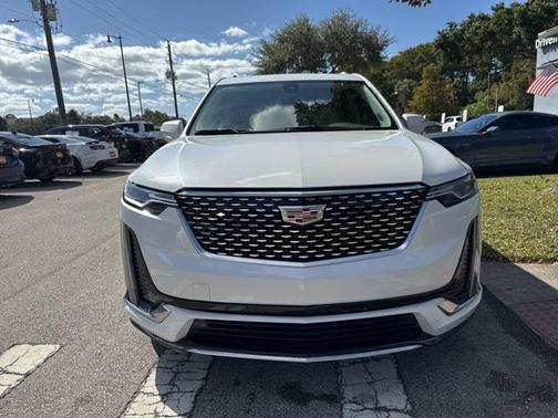 2024 Cadillac XT6 Premium Luxury FWD