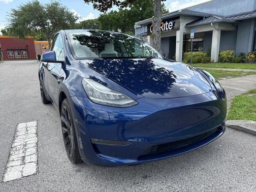 2021 Tesla Model Y Long Range Dual Motor All-Wheel Drive