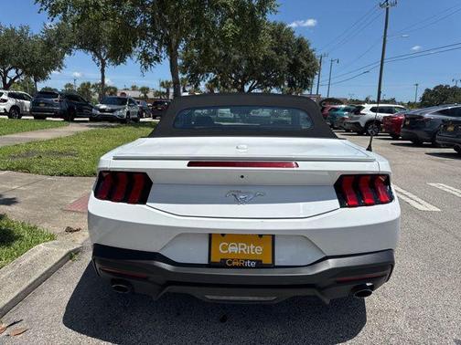 Oxford White 2024 Ford Mustang EcoBoost Premium