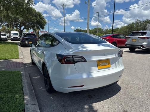 2022 Tesla Model 3 Standard Range