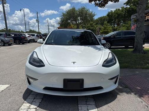 2022 Tesla Model 3 Standard Range