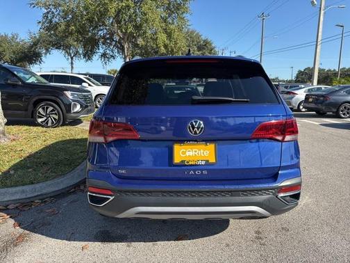 2024 Volkswagen Taos 1.5T SE