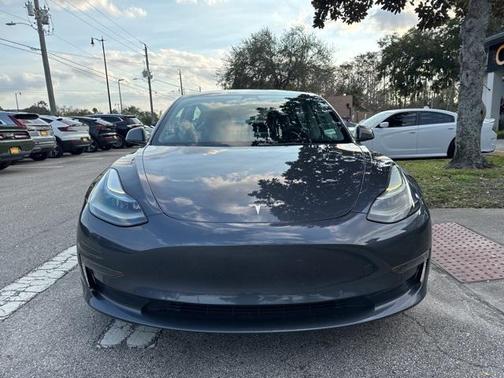 2022 Tesla Model 3 Standard Range