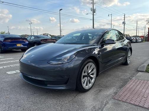 2022 Tesla Model 3 Standard Range