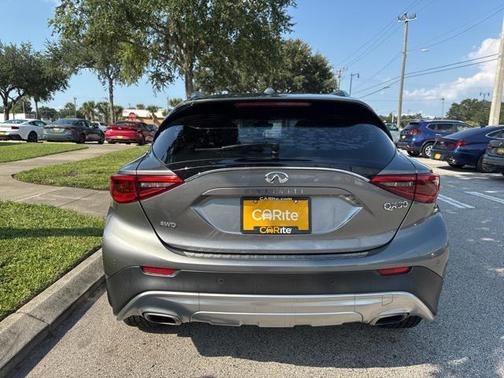 2018 INFINITI QX30 Premium