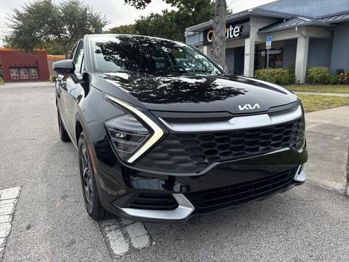 2024 Kia Sportage LX