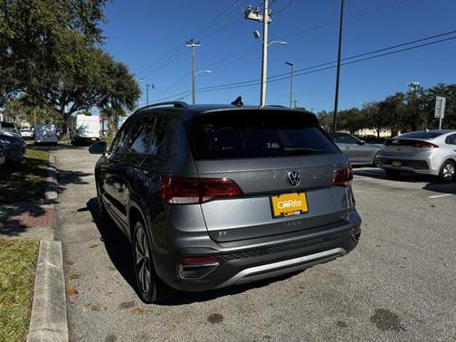 2024 Volkswagen Taos 1.5T SE