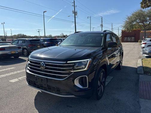 2024 Volkswagen Atlas 2.0T SE w/Technology 4MOTION