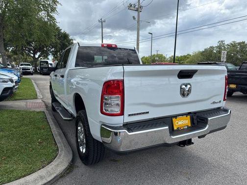 Bright White Clearcoat 2024 RAM 2500 Big Horn Crew Cab 4x4 6'4' Box