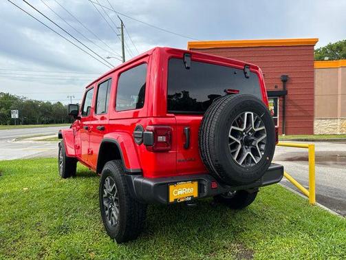 Firecracker Red Clearcoat 2025 Jeep Wrangler 4-Door Sahara 4x4