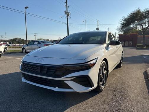 2025 Hyundai ELANTRA Sport