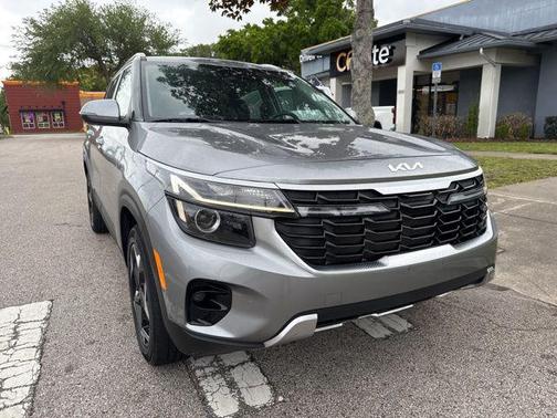 Steel Gray 2025 Kia Seltos S