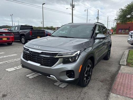 Steel Gray 2025 Kia Seltos S