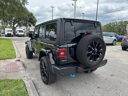 2023 Jeep Wrangler 4xe Sahara