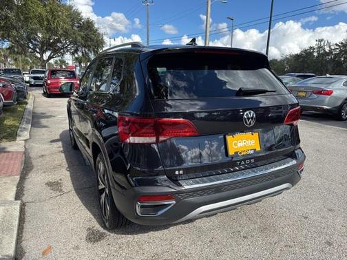 2024 Volkswagen Taos 1.5T SE