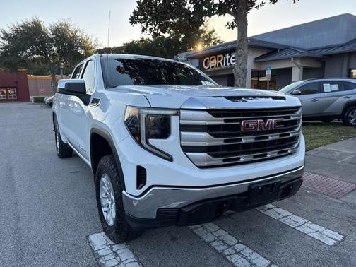 2023 GMC Sierra 1500 SLE
