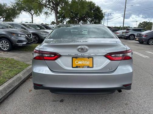 Celestial Silver Metallic/Midnight Black Metallic 2024 Toyota Camry LE