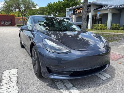 2023 Tesla Model 3 Standard Range