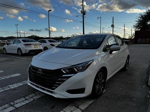 2023 Nissan Versa 1.6 SV