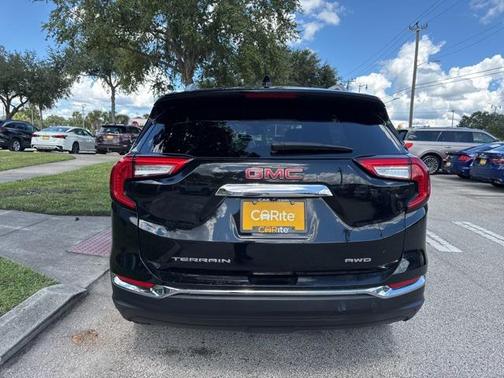 2024 GMC Terrain SLT