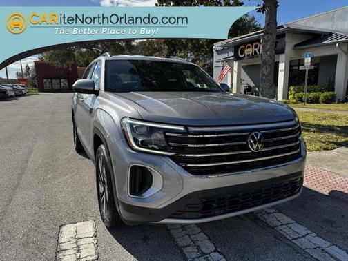 2024 Volkswagen Atlas 2.0T SE w/Technology