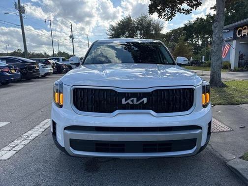 2024 Kia Telluride LX