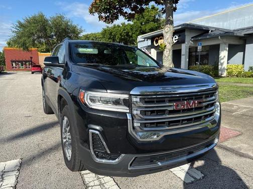 2023 GMC Acadia AWD SLT