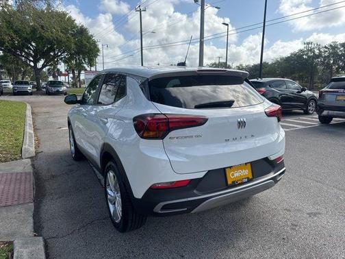 Summit White 2025 Buick Encore GX Preferred
