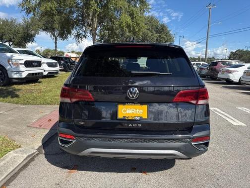 2024 Volkswagen Taos 1.5T SE