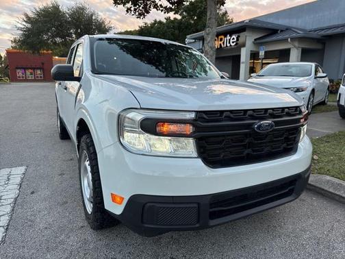 2023 Ford Maverick XL