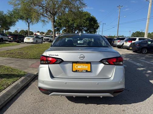 Brilliant Silver Metallic 2025 Nissan Versa 1.6 SV