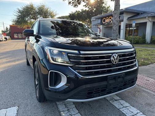 2024 Volkswagen Atlas 2.0T SE w/Technology