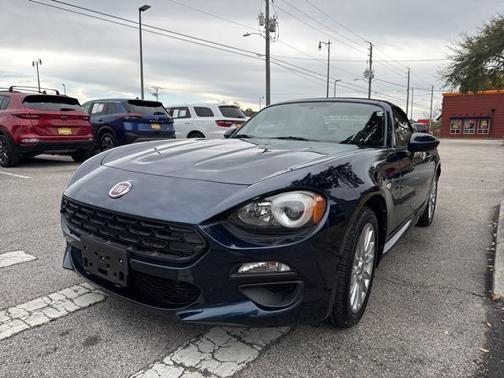 2018 FIAT 124 Spider Base