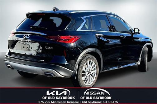 2023 INFINITI QX50 LUXE AWD