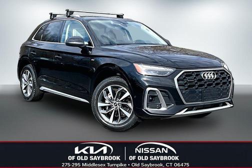Mythos Black Metallic 2022 Audi Q5 45 S line Prestige