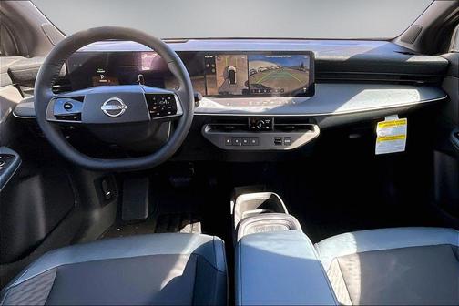 2026 Nissan Leaf PLATINUM+