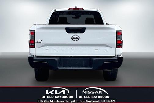 2022 Nissan Frontier S