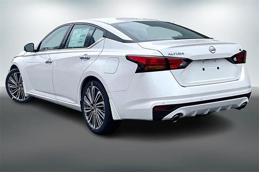 2025 Nissan Altima 2.5 SL