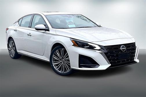 2025 Nissan Altima 2.5 SL