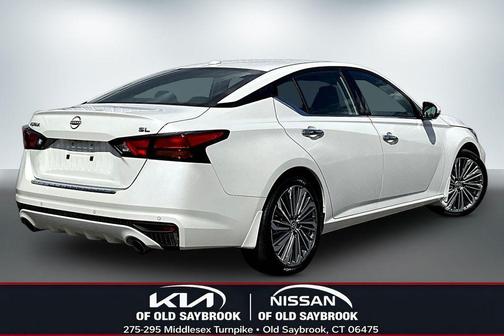2023 Nissan Altima 2.5 SL