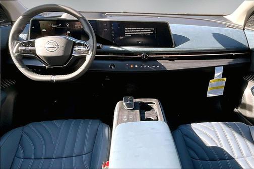 2025 Nissan ARIYA PLATINUM+