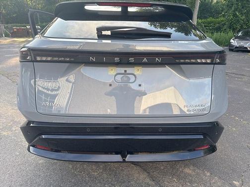 2025 Nissan ARIYA PLATINUM+