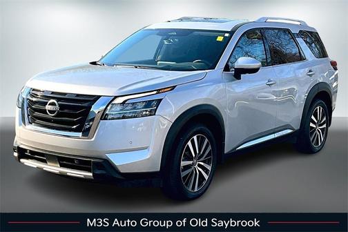 2023 Nissan Pathfinder Platinum 4WD