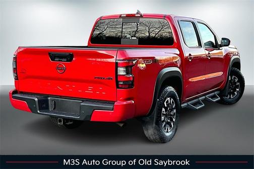 2024 Nissan Frontier PRO-4X