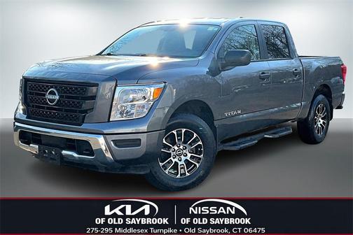 2024 Nissan Titan SV