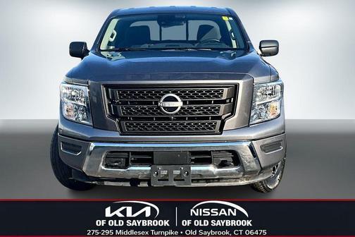 2024 Nissan Titan SV