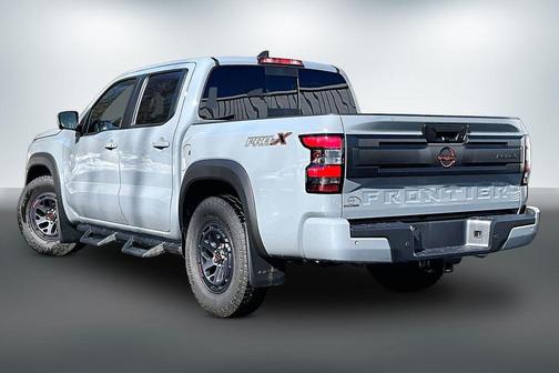 2025 Nissan Frontier PRO-X
