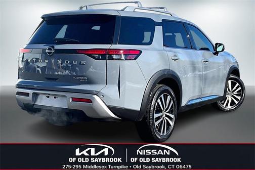 2023 Nissan Pathfinder Platinum 4WD