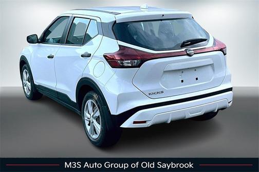 2024 Nissan Kicks S